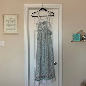 Vintage prairie-esque dress!